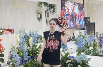 [🆕🇻🇳] Kim Oanh Vũ STORE 👕 Top1Fashion 👗  -Tối nay e off . Hẹn ce trưa mai 11h chúng ta quẩy nhá  nhiều mã hót vô cùng
, shares-0✔️ , likes-257❤️️ , date-2024-04-23 00:32:29🇻🇳🇻🇳🇻🇳📰🆕