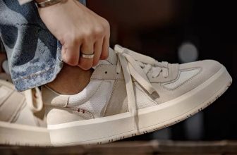 [🆕🇻🇳] Sep VN 👕 Top1Fashion 👗  < New Order >  – White Panda Shoes –  Sở dĩ gọi là  trắng vì đây chính là version màu trắng của đôi Panda best seller ace ạ   Đế gum dày 4cm đi siêu  , shares-5✔️ , likes-33❤️️ , date-2024-04-30 12:55:43🇻🇳🇻🇳🇻🇳📰🆕