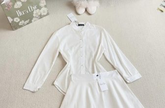 [🆕🇻🇳] Hera Chic – Thời trang nữ thiết kế và may thủ công bằng cả trái tim ♥️ 👕 Top1Fashion 👗   𝑤ℎ𝑖𝑡𝑒
Màu trắng, một màu vốn tích cực, gắn liền với sự tinh khiết.
Trong thời trang màu trắng là gam trung tính được nhiều chị em ưa chuộng.
Cùng tham  , shares-0✔️ , likes-11❤️️ , date-2024-05-03 07:09:42🇻🇳🇻🇳🇻🇳📰🆕