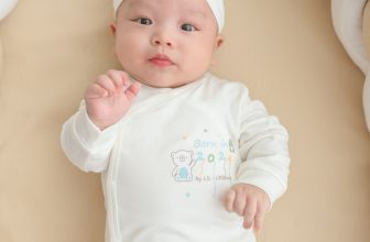[🆕🇻🇳]  BeBé Kidz – Đồ sơ sinh chính hãng – �Đại lý phân phối Chaang, Punchun, Bu Baby, Hrnee, UalaRogo, La Pomme, Bons99,… 🧑‍🧒❤️️👶⭐️  𝗕𝗼𝗿𝗻 𝗶𝗻 𝟮𝟬𝟮𝟰
Em xin giới thiệu tới Ba Mẹ bộ sơ sinh dành riêng cho các bé chào đời vào năm nay đến từ hãng Little Love
Vẫn là chất liệu vải petit chân á , shares-2✔️ , likes-2❤️️ , date-2024-05-27 12:52:43🇻🇳🇻🇳🇻🇳📰🆕