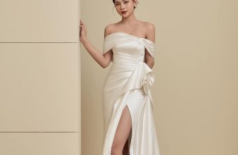 [🆕🇻🇳] Thời trang cưới Minzy Bridal 🤵🏻 Top1Wedding 👰🏻  𝗔𝗻 𝗼𝘂𝘁𝘀𝘁𝗮𝗻𝗱𝗶𝗻𝗴 𝗰𝗵𝗮𝗿𝗺 𝗼𝗳 𝗮 𝗺𝗲𝗿𝗺𝗮𝗶𝗱 𝗱𝗿𝗲𝘀𝘀 𝗶𝘀 𝘁𝗼 𝗮𝗱𝗼𝗿𝗻 𝗵𝗲𝗿 𝗻𝗮𝘁𝘂𝗿𝗮𝗹 𝗰𝘂𝗿𝘃𝗲𝘀.Một trong những sức hút của thiết kế váy đuôi cá là đem tới sự quyến rũ trong việ , shares-0✔️ , likes-2❤️️ , date-2024-05-13 19:57:40🇻🇳🇻🇳🇻🇳📰🆕