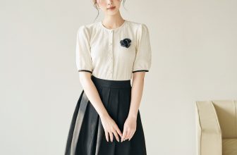 [🆕🇻🇳] Thời Trang Thiết Kế – Kate By Linh Nguyen👕 Top1Fashion 👗  𝐌𝐨𝐧𝐝𝐚𝐲 𝐎𝐮𝐭𝐟𝐢𝐭 | 𝐌𝐢𝐭𝐲 𝐓𝐨𝐩 𝐱 𝐑𝐢𝐜𝐲 𝐒𝐤𝐢𝐫𝐭
Quay trở lại công việc sau cuối tuần thảnh thơi, hãy thử diện lên set mix mới lên kệ tại KATE để sẵn sàng tuần làm vi , shares-6✔️ , likes-42❤️️ , date-2024-05-19 16:00:54🇻🇳🇻🇳🇻🇳📰🆕