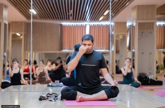 [🆕🇻🇳] Hương Anh Yoga Center 🧘 Top1Yoga 🤸🏻‍♀️  LUYỆN TẬP ASANA & THỞ CÙNG 𝐌𝐀𝐒𝐓𝐄𝐑 𝐑𝐀𝐉“Yoga không thể thiếu định tuyến. Định tuyến luôn đi cùng với hơi thở”Đăng ký tham gia luyện tập NGAY hôm nay:
, shares-0✔️ , likes-16❤️️ , date-2024-05-22 18:30:06🇻🇳🇻🇳🇻🇳📰🆕