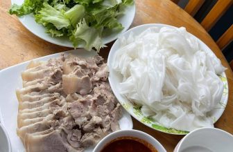 [🆕🇻🇳] CÀ MÈN – Đặc sản quê hương Quảng Trị 🍔 Top1Food 🍜 Trời nắng nóng ri thì chọn gỏi sứa là tuyệt vời nhất rồi anh chị ơiii!Sứa khô giòn sật sật, trộn chung với rau củ bào và nước chấm chua ngọt, chao ôi hắn , shares-0✔️ , likes-15❤️️ , date-2024-06-01 14:10:50🇻🇳🇻🇳🇻🇳📰🆕