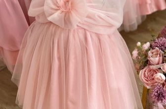 [🆕🇻🇳]  Váy Công Chúa – Miniberry  – Váy công chúa thiết kế chất liệu cao cấp, mềm mại cho bé gái 🧑‍🧒❤️️👶⭐️ Mẫu váy 2 dây voan mềm mại nhẹ nhàng được các mẹ chọn nhìu nhất cho mùa này
Đủ màu xinh: Trắng, Hồng, Kem ạ—————————
CAM KẾT ẢNH THẬT DO SHOP TỰ CHỤP
• H , shares-0✔️ , likes-3❤️️ , date-2024-05-20 14:07:08🇻🇳🇻🇳🇻🇳📰🆕