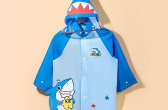 [🆕🇻🇳]  Door to door – Chuyên quần áo, giày dép và phụ kiện cho bé 😎❤️️⭐️ Áo mưa cho bé xịn xịn, mẫu siêu cưng và thiết kế tiện lợi em vừa về thêm nhiều mẫu mới lắm ạ!!!
Chất liệu EVA siêu mềm, siêu nhẹ, an toàn cho bé, chống thấ , shares-0✔️ , likes-2❤️️ , date-2024-05-31 20:42:58🇻🇳🇻🇳🇻🇳📰🆕