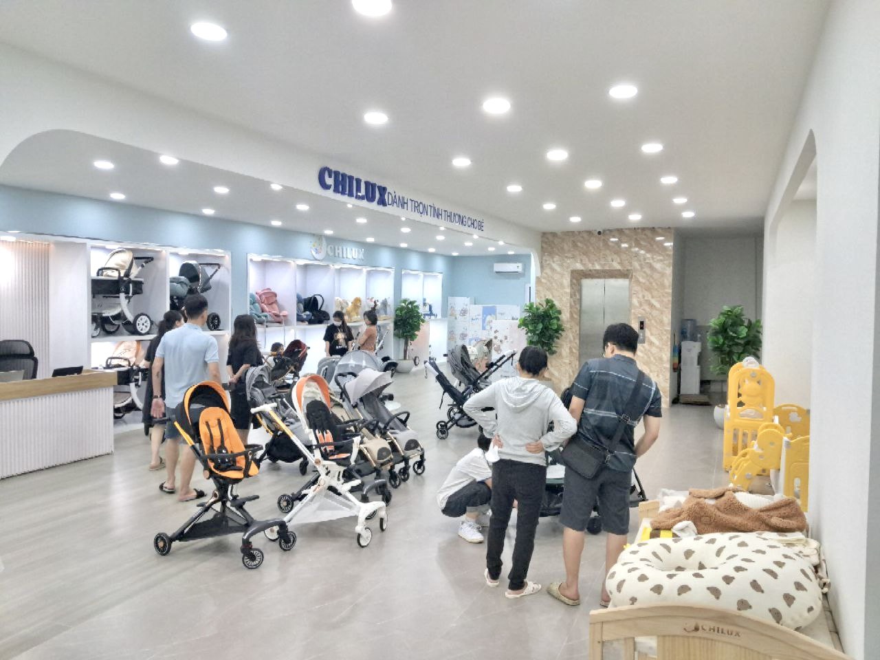 [🆕🇻🇳] Golfsun – Nhà Phân Phối Golf Chính Hãng 🏌️ Top1Golf ⛳ 𝐌𝐀̂̃𝐔 𝐌𝐎̛́𝐈 𝐕𝐄̂̀ 𝐒𝐇𝐎𝐏
𝔸́𝕆 𝕍𝔸́𝕐 ℕ𝕌̛̃ ℂℍ𝕆̛𝕀 𝔾𝕆𝕃𝔽 ℂ𝔸𝕆 ℂ𝔸̂́ℙ
Shop mới về fullset áo váy nữ chơi golf cao cấp. Mẫu thiết kế phong cách Hàn Quốc Mới nhất.
Phiê… , shares-0✔️ , likes-7❤️️ , date-2024-05-17 20:42:44🇻🇳🇻🇳🇻🇳📰🆕