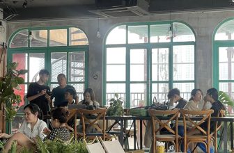 [☕️🇻🇳] Sam Rooftop Coffee 🥤 Top1Coffee ☕️ Có hẹn với …..
Sam Rooftop Coffee & Studio  – nơi những cuộc chill bắt đầu khi hoàng hôn xuống.Hẹn các cậu tối nay nha !!!
, shares-0✔️ , likes-1❤️️ , date-2024-05-15 23:25:55🇻🇳🇻🇳🇻🇳📰🆕