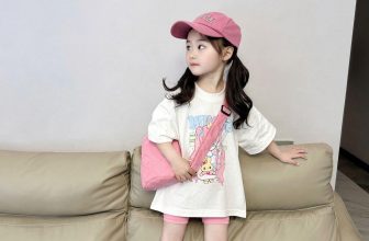 [🆕🇻🇳] PUN KIDS – 🌈Pun Kids chuyên order hàng cao cấp quần áo phụ kiện 🧑‍🧒❤️️👶⭐️ Áo thun phối quần legging hồng pastel đủ xinh xắn chưa ạ
Size : 90-140
Cả set áo quần : #310k PUN KIDS – Quần Áo xinh cho bé
Hotline (sỉ):  0707.788.415 , shares-0✔️ , likes-1❤️️ , date-2024-05-13 20:28:31🇻🇳🇻🇳🇻🇳📰🆕