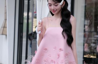 [🆕🇻🇳] VYT hàng thiết kế, brand Quảng Châu cao cấp 👕 Top1Fashion 👗  Ngoài trời đang mưa to
Nếu anh không ngại, mình cùng trú dưới chiếc ô này
——————
, shares-0✔️ , likes-5❤️️ , date-2024-05-30 21:10:45🇻🇳🇻🇳🇻🇳📰🆕