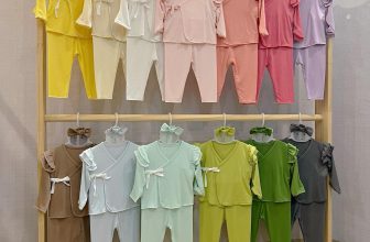 [🆕🇻🇳] ĐẬU ĐỎ – Đồ Sơ Sinh MẸ & BÉ 🧑‍🧒❤️️👶⭐️ Đẹp ngất ngâyyyy  set sơ sinh bé gái ko thể bỏ quaaaa . Mẹ nào có công chúa nhất định phải chốt đơn ko sẽ tiếc nuối lắm đó ạ.
Vải thun lạnh mát lạnh,mềm  , shares-0✔️ , likes-10❤️️ , date-2024-06-26 22:10:57🇻🇳🇻🇳🇻🇳📰🆕