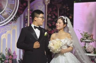 [🆕🇻🇳] Xưởng Váy Sweetie 🤵🏻 Top1Wedding 👰🏻  𝑁𝑎̆𝑚 𝑑𝑎̀𝑖 𝑡ℎ𝑎́𝑛𝑔 𝑟𝑜̣̂𝑛𝑔, 𝑐ℎ𝑖̉ 𝑚𝑜𝑛𝑔 𝑔𝑎̣̆𝑝 đ𝑢̛𝑜̛̣𝑐 𝑛𝑔𝑢̛𝑜̛̀𝑖 𝑐𝑎̂̀𝑛 𝑔𝑎̣̆𝑝, 𝑐𝑢̀𝑛𝑔 𝑛𝑔𝑢̛𝑜̛̀𝑖 đ𝑖 𝑞𝑢𝑎 ℎ𝑒̂́𝑡 𝑥𝑢𝑎̂𝑛, ℎ𝑎̣, 𝑡ℎ𝑢, đ𝑜̂𝑛𝑔Cảm ơn Nàng đã yêu mến thiết kế , shares-1✔️ , likes-21❤️️ , date-2024-05-26 19:00:55🇻🇳🇻🇳🇻🇳📰🆕