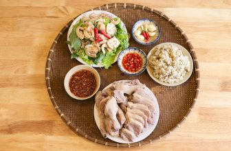 [🆕🇻🇳] CÀ MÈN – Đặc sản quê hương Quảng Trị 🍔 Top1Food 🍜 Ngày mồng 5
Năm nào cũng vậy, từ sáng sớm tinh mơ ngày mồng 5 tháng 5, Cà Mèn đã rộn ràng tiếng vịt cạp cạp, tiếng người cười nói, tiếng dao thớt, bếp nú , shares-0✔️ , likes-31❤️️ , date-2024-06-03 00:36:07🇻🇳🇻🇳🇻🇳📰🆕