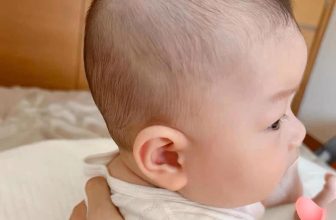 [🆕🇻🇳] ĐẬU ĐỎ – Đồ Sơ Sinh MẸ & BÉ 🧑‍🧒❤️️👶⭐️ Em bé với chiếc đầu tròn được khách feedback sau khi sử dụng gối chống móp và  chỉnh đầu bẹp nhà Đậu Đỏ ” một nửa thời gian dùng,gấp đôi tác dụng”  Happy q , shares-0✔️ , likes-4❤️️ , date-2024-06-26 20:46:42🇻🇳🇻🇳🇻🇳📰🆕