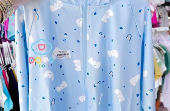 [🆕🇻🇳]  Door to door – Chuyên quần áo, giày dép và phụ kiện cho bé 😎❤️️⭐️ Áo đi nắng cho bé siêu mịn, mát rười rượi và siêu mềm mướt luôn mẹ nha!!!
Chất liệu vải từ polyester cùng spandex mang đến sự mềm mại, mịn mướt và siêu má , shares-1✔️ , likes-3❤️️ , date-2024-05-31 21:03:28🇻🇳🇻🇳🇻🇳📰🆕