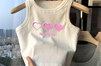 [🆕🇻🇳]  Cơm Tấm – Chuyên các sản phẩm cho bé 🧑‍🧒❤️️👶⭐️ Croptop cho bé 9-35kg
Size: 90-160
Giá 100k
3 màu như hình
, shares-0✔️ , likes-6❤️️ , date-2024-06-01 06:43:17🇻🇳🇻🇳🇻🇳📰🆕