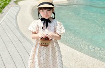 [🆕🇻🇳] KAKUMMI là thương hiệu VN hàng đầu thiết kế & sản xuất áo thời trang cho bé 😎❤️️⭐️  Sắm váy xinh cho bé đi chơi 1/6 thui mẹ ơii !Thiết kế dáng babydoll dễ thương, tay bồng điệu đà cùng điểm nhấn phần nơ lưng khi diện càng tôn lên nét đá , shares-0✔️ , likes-5❤️️ , date-2024-05-29 14:00:17🇻🇳🇻🇳🇻🇳📰🆕