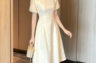 [🆕🇻🇳] CLALA – New era fashion strives for perfection 👕 Top1Fashion 👗  Thiết kế dáng tay bồng nhẹ cùng dáng A vừa phải mang tới cho nàng items vô cùng basic nhưng nổi bật với chất liệu hoa gấm nổi 3D lạ mắt.Nếu nàng đang cầ , shares-1✔️ , likes-22❤️️ , date-2024-06-04 17:00:13🇻🇳🇻🇳🇻🇳📰🆕