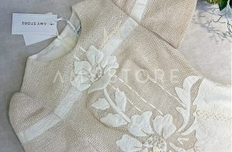 [🆕🇻🇳] Amy Store – nhãn hiệu thời trang thiết kế cao cấp, trẻ trung, hiện đại, nữ tính và thanh lịch 👕 Top1Fashion 👗  Sự mong manh nhưng mãnh liệt của những đoá hoa tựa như có sức mạnh bất diệt những thiết kế của #Amystore  Sử dụng kĩ thuật cầu kì, thêu đính và các phương  , shares-6✔️ , likes-260❤️️ , date-2024-06-05 14:00:34🇻🇳🇻🇳🇻🇳📰🆕