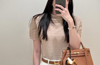 [🆕🇻🇳] 𝗛𝗮𝗽𝗽𝘆 𝗛𝗮𝗵𝗮𝗵𝗮 𝗦𝘁𝘂𝗱𝗶𝗼 (Hàng nhập cao cấp) 👕 Top1Fashion 👗  Một sự lựa chọn mới cho các cô nàng muốn làm mới phong cách. Với thiết kế tay áo bồng nhẹ che mọi khuyết điểm cho các nàng. Mix cùng quần jean hay chân váy , shares-1✔️ , likes-6❤️️ , date-2024-05-19 15:19:06🇻🇳🇻🇳🇻🇳📰🆕