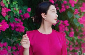 [🆕🇻🇳] H’allure – “If you’re an open book, there’s no allure.” – Alexander McQueen 👕 Top1Fashion 👗  𝐂𝐔𝐒𝐓𝐎𝐌𝐄𝐑 𝐅𝐄𝐄𝐃𝐁𝐀𝐂𝐊 Our beloved customer Ms. Linh Lan in Noah Dress
Inbox để được tư vấn và đặt : m.me/HallureDesign
Hotline CSKH: 0896867799
Email: csk , shares-3✔️ , likes-190❤️️ , date-2024-06-02 22:01:18🇻🇳🇻🇳🇻🇳📰🆕