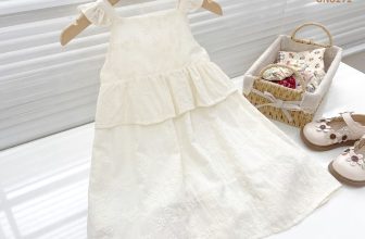 [🆕🇻🇳]  Cocandy – Thời trang trẻ em thiết kế COCAND 😎❤️️⭐️ NHÌN LÀ MUỐN ĐI DU LỊCH LIỀN
Item váy ” Boi thêu hoa nổi” mềm nhẹ, thoáng mát cùng thiết kế nhấn chun lưng dễ mặc với 2 tầng xinh xỉu, cho em bé đi biển  , shares-1✔️ , likes-5❤️️ , date-2024-06-01 00:30:06🇻🇳🇻🇳🇻🇳📰🆕