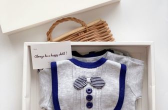 [🆕🇻🇳] Hi, embe –  Cửa hàng quần áo sơ sinh & trẻ em – Say “Hi” & Be a happy child with us :) 🧑‍🧒❤️️👶⭐️ Set mix nơ xinh xắn này dành cho hoàng tử bé nào đây ạ?
Một set quà nhiều chi tiết , lại xinh xắn, lịch sự thì đây là sự lựa chọn số 1 rồi đúng k mẹ?
Mộ , shares-0✔️ , likes-7❤️️ , date-2024-05-31 01:00:17🇻🇳🇻🇳🇻🇳📰🆕