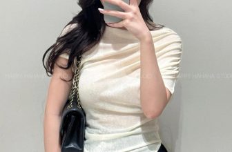 [🆕🇻🇳] 𝗛𝗮𝗽𝗽𝘆 𝗛𝗮𝗵𝗮𝗵𝗮 𝗦𝘁𝘂𝗱𝗶𝗼 (Hàng nhập cao cấp) 👕 Top1Fashion 👗  𝐇𝐚𝐩𝐩𝐲 𝐇𝐚𝐡𝐚𝐡𝐚 𝐒𝐭𝐮𝐝𝐢𝐨 |  Một chiếc áo vừa xinh, vừa mềm lại cực kỳ dễ mặc mà không kén dáng người
Với chất liệu dệt kim Cao Cấp, màu sắc trung tính tôn da, , shares-1✔️ , likes-9❤️️ , date-2024-05-21 01:23:53🇻🇳🇻🇳🇻🇳📰🆕