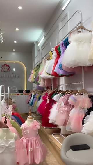 [🆕🇻🇳]  Giày dép bé gái ThiBaby 🧑‍🧒❤️️👶⭐️ Size 26-30 giá 190
Size 31-36 giá 200
, shares-0✔️ , likes-6❤️️ , date-2024-06-24 05:24:03🇻🇳🇻🇳🇻🇳📰🆕