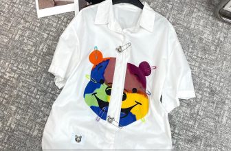 [🆕🇻🇳] Tin’s House • Chuyên quần áo hàng Quãng châu loại 1 👕 Top1Fashion 👗  Sơmi gấu màu e về dư được 3 em cuối thôi nha , hàng này e chưa gom đc thêm ạ ..huuu hàng đẹp zành zật cũng phê lắm mí chế , còn sẵn mn tranh thủ luôn nha # , shares-0✔️ , likes-7❤️️ , date-2024-06-08 08:16:35🇻🇳🇻🇳🇻🇳📰🆕