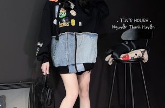 [🆕🇻🇳] Tin’s House • Chuyên quần áo hàng Quãng châu loại 1 👕 Top1Fashion 👗  Hoddie cao cấp e về sẵn cả 2 màu nha , Hàng này là đỉnh của chóp rồi các chế iu ơi , nam nữ đều mặc dc ạ . Chốt đơn NGAY & LUÔN nhé #5xx
, shares-0✔️ , likes-5❤️️ , date-2024-06-06 22:50:29🇻🇳🇻🇳🇻🇳📰🆕