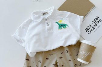 [🆕🇻🇳]  Door to door – Chuyên quần áo, giày dép và phụ kiện cho bé 😎❤️️⭐️ SET KHỦNG LONG PHỐI SHORT KAKI SIÊU ĐẸP CHO BÉ ĐI HỌC, ĐI CHƠI
Thiết kế phom năng động, chất liệu đẹp cao cấp mềm xịn, lưng thun thoải mái.
Em còn duy nhấ , shares-0✔️ , likes-1❤️️ , date-2024-06-02 15:08:07🇻🇳🇻🇳🇻🇳📰🆕