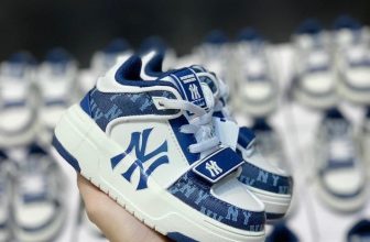 [🆕🇻🇳]  BỐP BỰ – Chuyên quần áo, giày dép, phụ kiện trẻ em cao cấp 🧑‍🧒❤️️👶⭐️ E còn ít ạ
Giày đi quanh năm, riêng dòng MLB luôn #hothit, chưa bgio hết mốt ạ
, shares-1✔️ , likes-2❤️️ , date-2024-06-06 00:42:15🇻🇳🇻🇳🇻🇳📰🆕