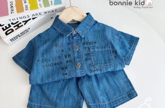 [🆕🇻🇳]  Minsu Kids 😎❤️️⭐️ Xả #119kk còn 2y (10-13kg)   𝐒𝐄𝐓 𝐒𝐎̛𝐌𝐈 𝐁𝐎̀ 𝐏𝐇𝐎𝐍𝐆 𝐂𝐀́𝐂𝐇 𝐇𝐀̀𝐍 𝐐𝐔𝐎̂́𝐂 :))    Chất liệu vải bò được xử lý giặt mềm, an toàn cho da bé
Thiết kế áo sơmi in chữ  , shares-0✔️ , likes-0❤️️ , date-2024-06-06 09:35:58🇻🇳🇻🇳🇻🇳📰🆕