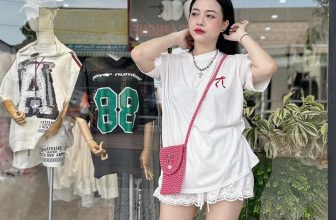 [🆕🇻🇳] Tin’s House • Chuyên quần áo hàng Quãng châu loại 1 👕 Top1Fashion 👗   E sẵn màu trắng túi hồng luôn nha , ce lấy màu nào báo e nha . siu xinh ạ
, shares-0✔️ , likes-12❤️️ , date-2024-06-06 20:56:22🇻🇳🇻🇳🇻🇳📰🆕