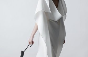 [🆕🇻🇳] PERLA CI – Quần áo – Thương hiệu 👕 Top1Fashion 👗  FALLING BACK DRESSChiếc đầm lưng đổ mềm mại gợi nhắc về một mùa hè thật lãng mạn. Vẻ đẹp thanh lịch gợi cảm khi trang phục và cơ thể như hoà làm một theo , shares-1✔️ , likes-5❤️️ , date-2024-06-10 01:00:46🇻🇳🇻🇳🇻🇳📰🆕