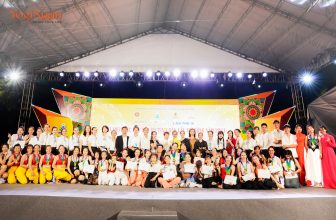 [🆕🇻🇳] Yogi Xuân 🧘 Top1Yoga 🧘 CHÚC MỪNG TẤT CẢ CÁC VĐV ĐẠT THÀNH TÍCH TẠI GIẢI YOGA CÁC CLB ĐẮK LẮK MỞ RỘNG 2024!Tiếng cổ vũ, nụ cười rạng rỡ, những động tác Yoga uyển chuyển – đó là , shares-1✔️ , likes-79❤️️ , date-2024-06-12 02:00:00🇻🇳🇻🇳🇻🇳📰🆕