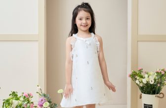 [🆕🇻🇳] 137 KIDS – HỆ THỐNG KIDS DỊCH VỤ TỐT NHẤT 🧑‍🧒❤️️👶⭐️ Từ thích thích thành yêu yêu rồi ưng lun
Thêm một mẫu váy sang xịn mịn hết ý ạ
—————————————
• Ảnh / Video sản phẩm thuộc , shares-0✔️ , likes-3❤️️ , date-2024-06-09 13:00:18🇻🇳🇻🇳🇻🇳📰🆕