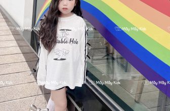 [🆕🇻🇳]  Mây Mây Kids – Cửa hàng quần áo 🧑‍🧒❤️️👶⭐️ Lên ảnh vào một ngày mưa gió
Chiếc áo mới chỉ đăng ảnh trên page mà khách nào cũg chốt ầmm ầmmm rùi,đẹp dã sờ man í hàng cao cấp của e
Áo thỏ nơ tay dài t , shares-0✔️ , likes-10❤️️ , date-2024-06-10 00:17:48🇻🇳🇻🇳🇻🇳📰🆕