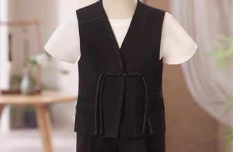 [🆕🇻🇳]  MMKID aims to bring kids the most high fashionable and high quality party design 🧑‍🧒❤️️👶⭐️ Set Vest cho bé trai được thiết kế phá cách, để trở nên vừa sang trọng vừa thoải mái, và có chút phóng khoáng. Mẫu Vest không cổ, thiết kế tay shorts kết h , shares-0✔️ , likes-14❤️️ , date-2024-06-13 04:52:06🇻🇳🇻🇳🇻🇳📰🆕