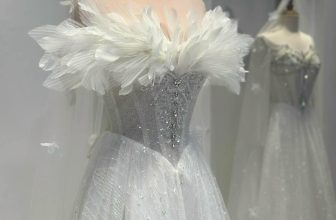 [🆕🇻🇳] HAHA Wedding -Chụp Ảnh Cưới Đẹp Tại Quảng Bình 🤵🏻 Top1Wedding 👰🏻   Váy suông mới thiết kế đơn giản, nhẹ nhàng cho các nàng dâu thích phong cách phương tây yêu sự tinh tế và đơn giản trong ngày trọng đại đây rồi ạ       Gu , shares-0✔️ , likes-7❤️️ , date-2024-06-12 22:20:59🇻🇳🇻🇳🇻🇳📰🆕