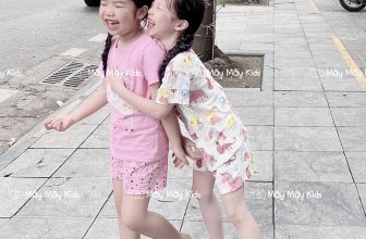 [🆕🇻🇳]  Mây Mây Kids – Cửa hàng quần áo 🧑‍🧒❤️️👶⭐️ Em lên sét 2b summer ngập tràn nắng hè Sẵnnnn
Sét 2b bé gái xước xinh xỉu luôn ạ,vải thô xước eo ôii siêuu siêuuh máttt nhéTone màu lạ lạ cover Nexxt 10  , shares-1✔️ , likes-9❤️️ , date-2024-06-12 20:39:34🇻🇳🇻🇳🇻🇳📰🆕