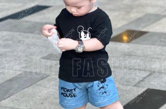 [🆕🇻🇳]  Thóc Fashion – Hàng VNXK thiết kế – REP 1:1 các hãng cho bé trai 🧑‍🧒❤️️👶⭐️ Khách hỏi có set quần bò không??? Thóc xin thưa…đây ạ
Bộ mickey đen áo cotton 4 chiều, quần bò in nét căng như Thóc mặc
Hàng sẵn kho – Size 9-25kg
–  Mời , shares-4✔️ , likes-37❤️️ , date-2024-06-14 08:49:19🇻🇳🇻🇳🇻🇳📰🆕