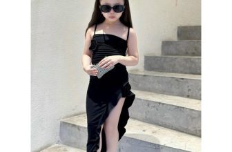 [🆕🇻🇳] Xưởng May Hồng Anh Kids – chuyên sỉ lẻ hàng thời trang trẻ em tuyển sỉ toàn quốc 🧑‍🧒❤️️👶⭐️ Váy tiệc cho bé
Size 8-32kg
Tuyển sỉ toàn quốc
, shares-0✔️ , likes-1❤️️ , date-2024-06-17 10:34:01🇻🇳🇻🇳🇻🇳📰🆕