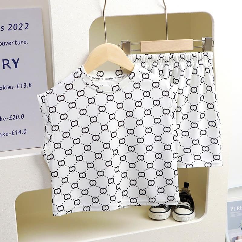 SET SÁT NÁCH TỔ ONG CHO BÉ MẶC HÈ
Chất tổ ong quảng châu dày dặn, mềm mịn thấm mồ hôi xịn ạ
Sẵn size 9-13kg
Giá #79k ạ
__MIN'S SHOP__
0967340439
Cam
