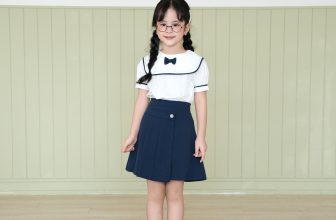 [🆕🇻🇳] Alber Kids – Fashion Kids – Thời Trang trẻ em 🧑‍🧒❤️️👶⭐️ 𝐁𝐚𝐜𝐤 𝐓𝐨 𝐒𝐜𝐡𝐨𝐨𝐥
Sét đồ phong cách nhẹ nhàng, dễ thương với sự kết hợp của sơ mi và chân váy xếp ly cho bé mặc đi học vẫn là xinh nhất
Thiết kế áo sơ mi độ , shares-5✔️ , likes-77❤️️ , date-2024-06-18 05:00:10🇻🇳🇻🇳🇻🇳📰🆕