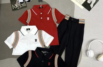 [🆕🇻🇳] Bum Kids – Cửa hàng quần áo cho bé 🧑‍🧒❤️️👶⭐️ Set rời bảnh bao của #Burberry new đẹp ah   Hot items cập bến , cần tìm 1 set sang chảnh cho bé đi học đi tiệc thì cứ ghé shop BUM mẹ nha    • size 100-150 , shares-1✔️ , likes-2❤️️ , date-2024-06-17 07:23:33🇻🇳🇻🇳🇻🇳📰🆕