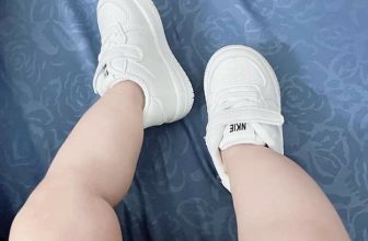 [🆕🇻🇳]  Sugar Baby – Chuyên thời trang trẻ em, sơ sinh 🧑‍🧒❤️️👶⭐️  GIÀY JD CHO BÉ SIÊU ĐẸP
Có size cho bé từ 6 tháng trở lên. Bé mang cưng xỉu luôn ạ.
Size 16-26
, shares-0✔️ , likes-0❤️️ , date-2024-07-05 01:00:21🇻🇳🇻🇳🇻🇳📰🆕