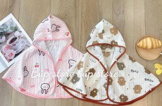 [🆕🇻🇳]Búp Store – Chuyên phụ kiện cho bé 🧑‍🧒❤️️👶⭐️  Áo nắng cho bé Búp về mẫu mới  #79k/c . Sz 5-13kg
Mom cần cho con ib shop ngay và luôn nhé ạ ! Chất đũi nhăn nhẹ mềm mát, thiết kế cúc bấm dễ dàng thao  , shares-0✔️ , likes-7❤️️ , date-2024-06-21 14:21:45🇻🇳🇻🇳🇻🇳📰🆕