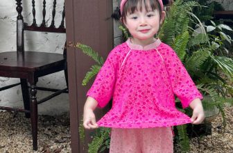 [🆕🇻🇳]  Bơ Hí – Thương hiệu thời trang thiết kế cao cấp dành cho mẹ và bé đẹp 🧑‍🧒❤️️👶⭐️  𝐘𝐞̂𝐮 𝐞𝐦 𝐜𝐨̂ 𝐛𝐞́ 𝐦𝐚̀𝐮 𝐡𝐨̂̀𝐧𝐠
Mẹ nhắn Bơ tư vấn size bé nhà mình nhen
Bơ có ship Cod và kiểm hàng trước khi nhận ạ
Bé #250k/bộ.       Mẹ #370k/bộ
Size , shares-0✔️ , likes-6❤️️ , date-2024-06-20 09:55:34🇻🇳🇻🇳🇻🇳📰🆕